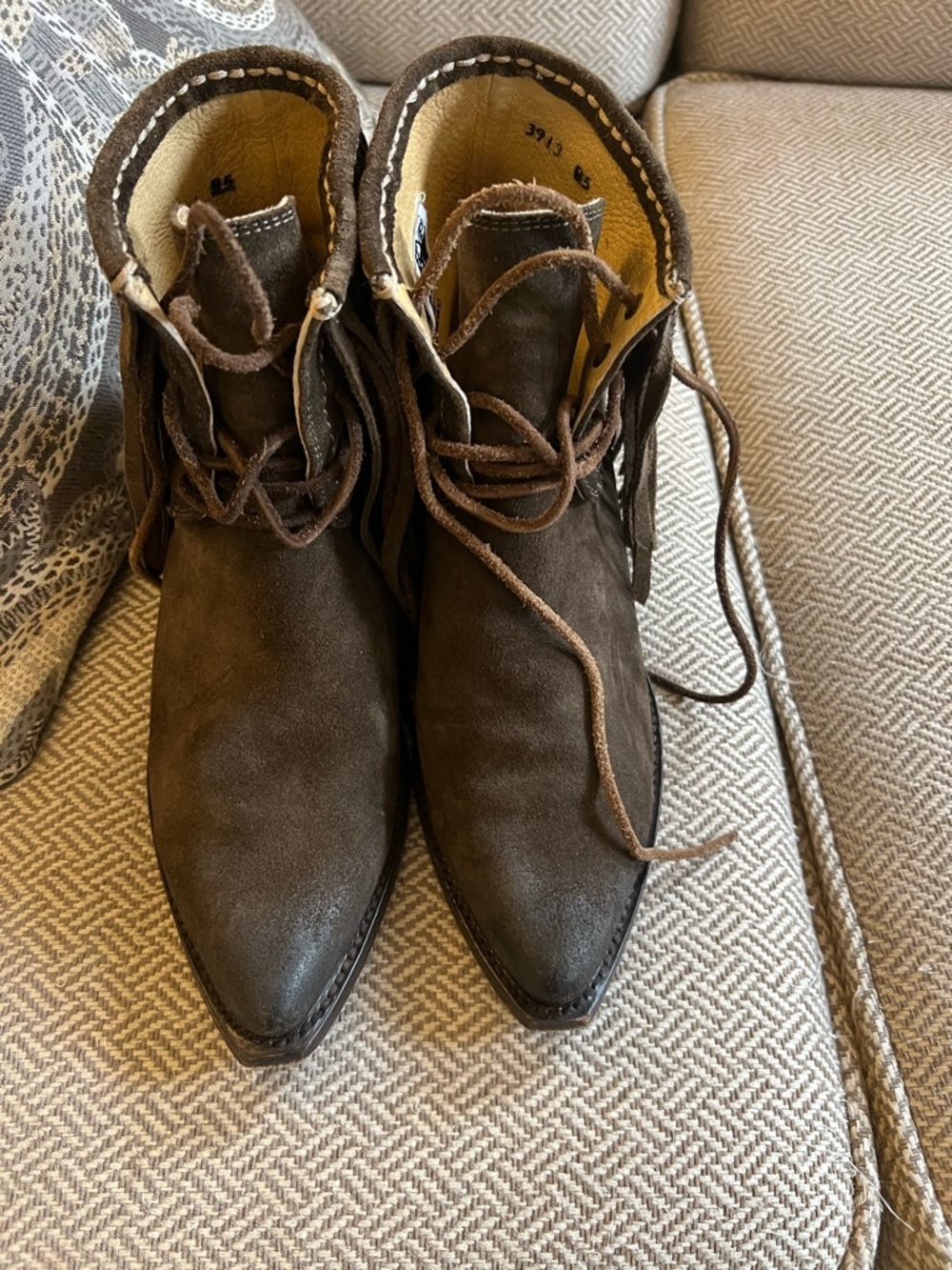 Vintage FRYE Brown Suede Fringe Moccasin with Tan Leather Insole